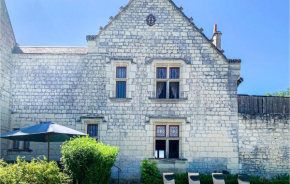  Holiday Home Chateau De La Vauguyon  Шинон
